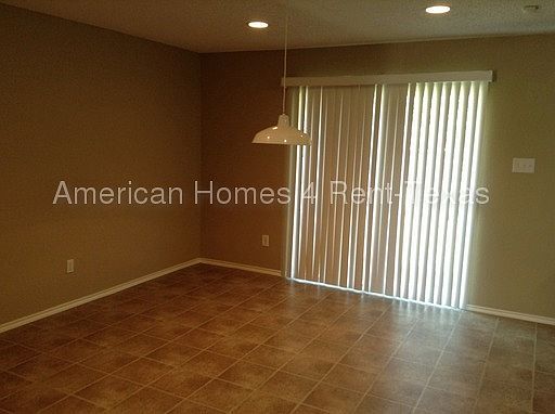 3rd image of 300 Allenwood Dr