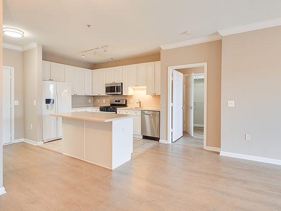 2nd image of 9480 Virginia Center Blvd Unit 308
