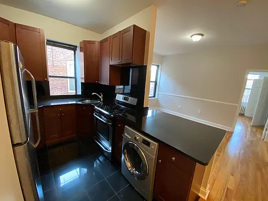 Rented by Mdays Realty | media 38