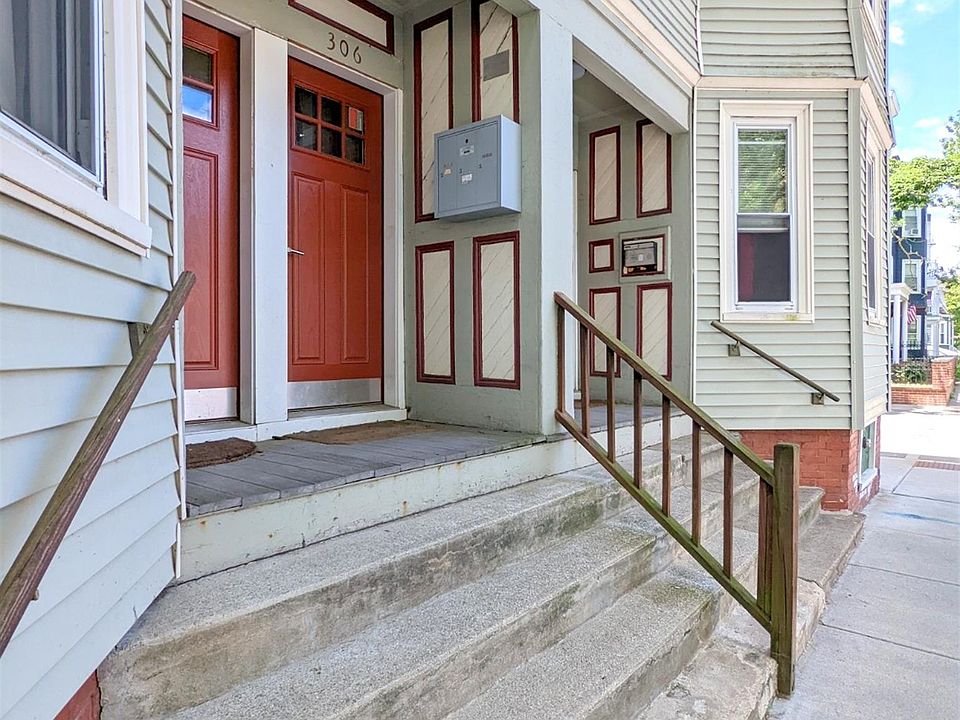 1st image of 302 Western Ave