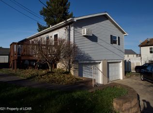 8 Farrell Ln, Plains, PA 18705