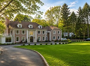 225 E Saddle River Rd, Saddle River Boro, NJ 07458