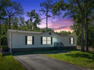 10900 Lake Dr, New Port Richey, FL 34654