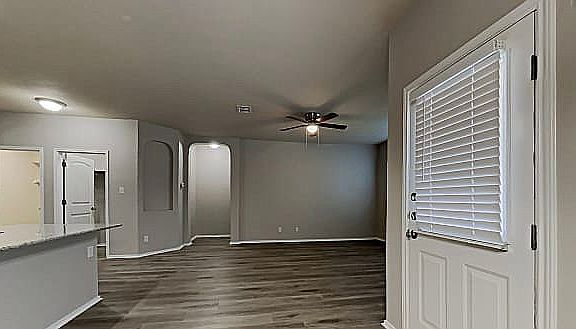 5th image of 13318 Frio Parke
