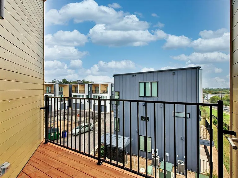 6020 Springdale Rd #3 — Photo 24