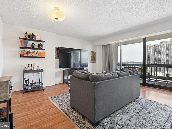 5th image of 5505 Seminary Rd APT 1106N