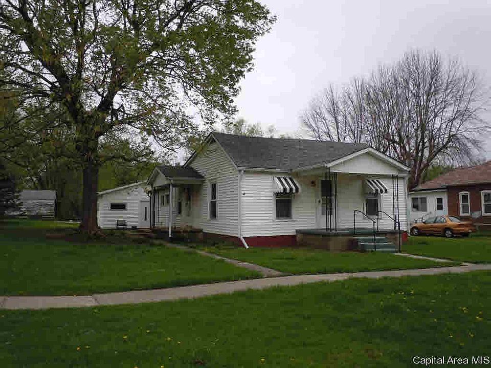 1st image of 380 N Chamberlain St