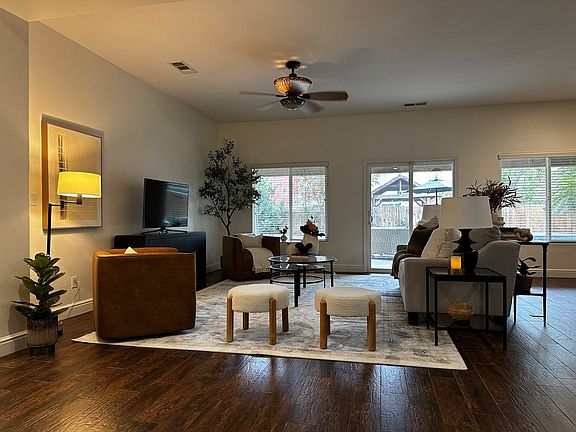 5th image of 6127 W Harter Court