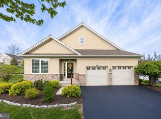 100 Gaston Ln, Coatesville, PA 19320