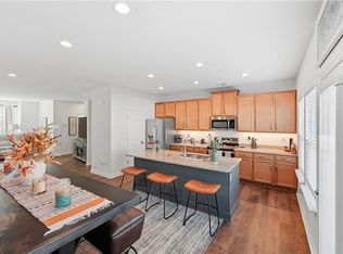 2022 Laycock Ln #101, Suffolk, VA 23435