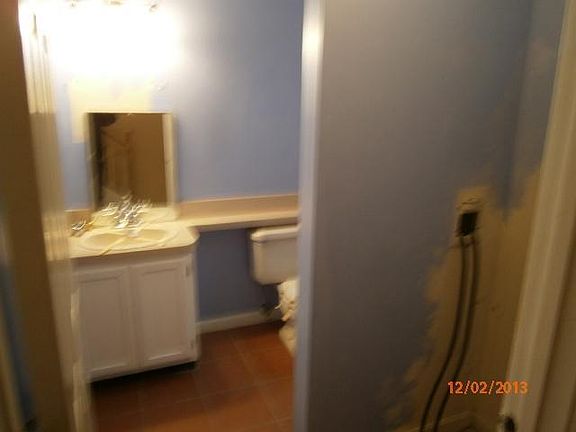 5th image of 64 Westcliff Dr