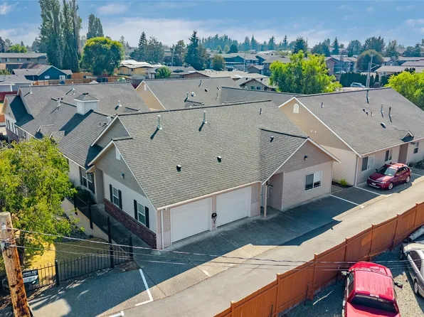 323 N LaVenture Road #D, Mount Vernon, WA 98273