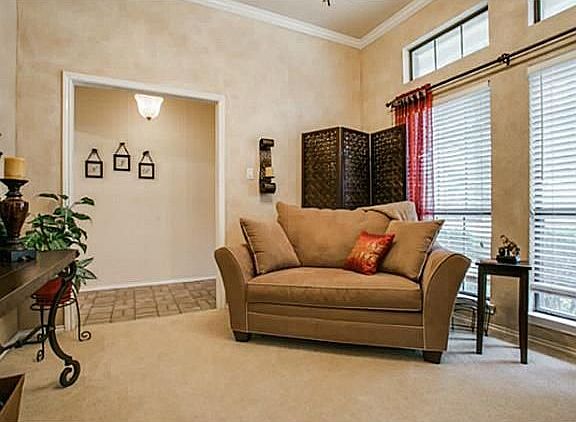 5th image of 347 Park North Ln