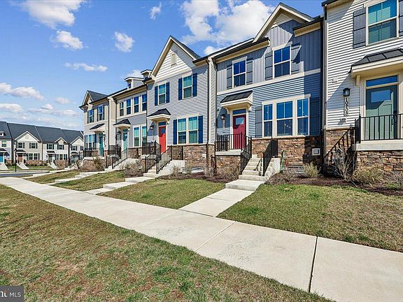 2nd image of 10206 Lake Linganore Blvd
