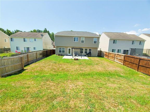 4th image of 5109 Mallison Way