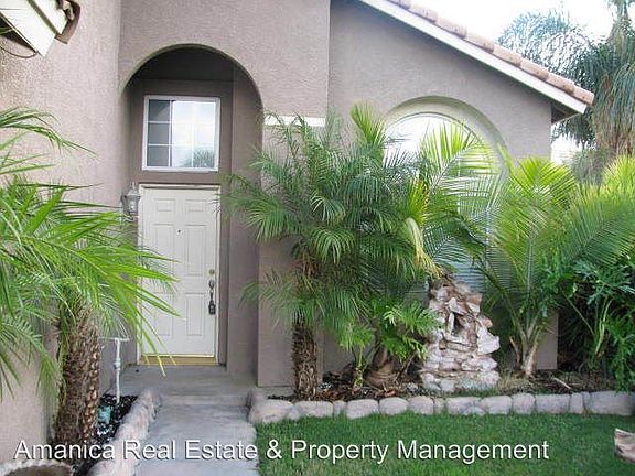 3rd image of 15680 Lucia Ln