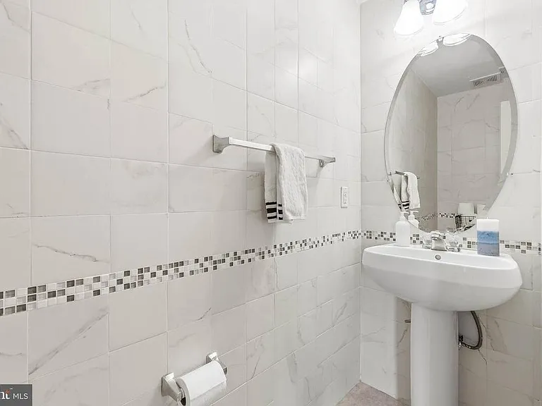 13050 Sidlaw Hills Ln — Photo 25