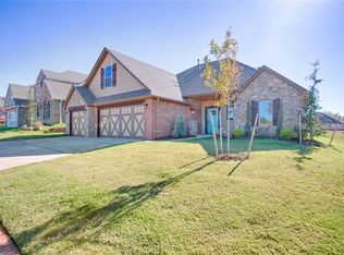 712 NW 197th St, Edmond, OK 73012
