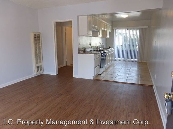 2nd image of 2165 Raymond Ave APT 14