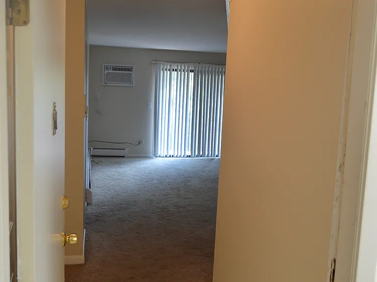 57 Washington Blvd #212 — Photo 3
