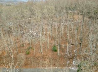 29 Forest Dr, Travelers Rest, SC 29690