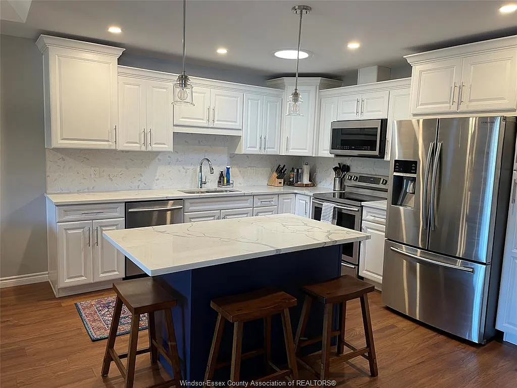 2 bed, $2,500 — Photo 3