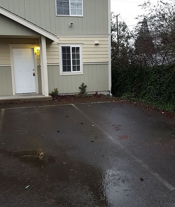 1st image of 3018 S 43rd St APT D