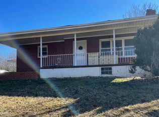 836 Willow Springs Rd, Elizabethton, TN 37643