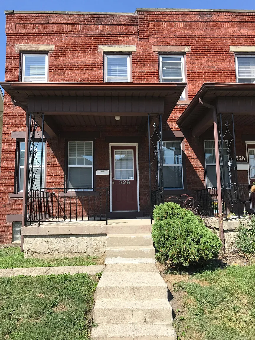 328 E Moler St photo 1