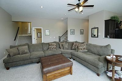 5th image of 398 Summit Dr