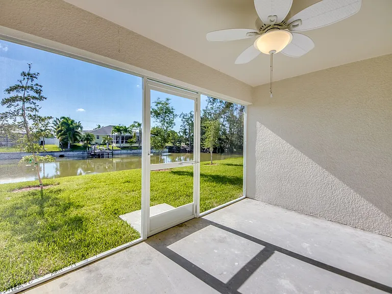 3419-3421 SW 15th Pl — Photo 35