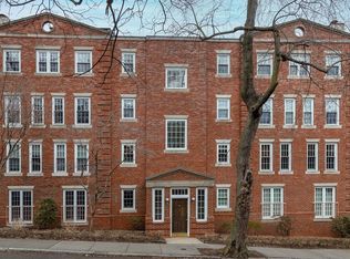 149 Beaconsfield Rd APT 3B, Brookline, MA 02445