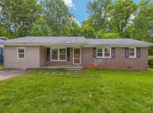 177 Lincoln Dr, Spartanburg, SC 29306