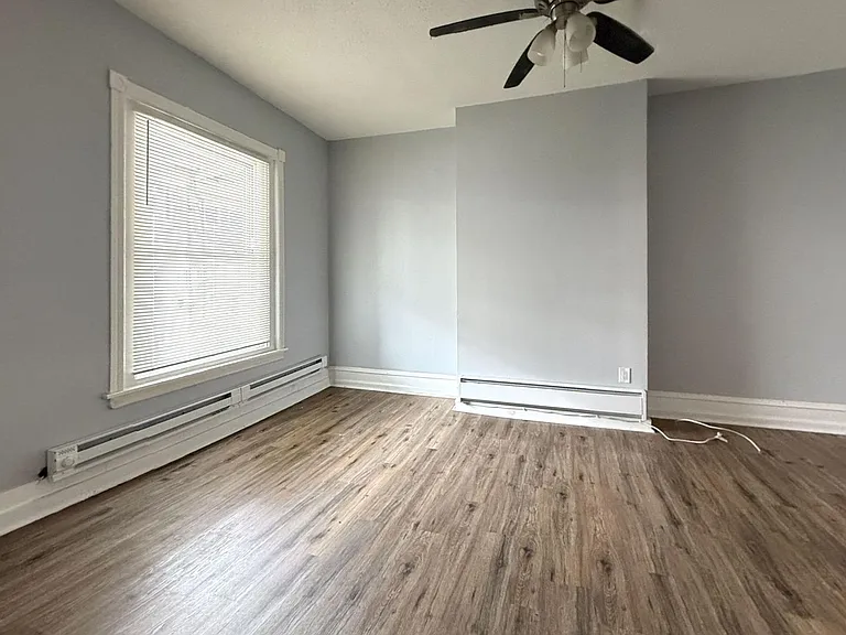233 N Ramsey St — Photo 29