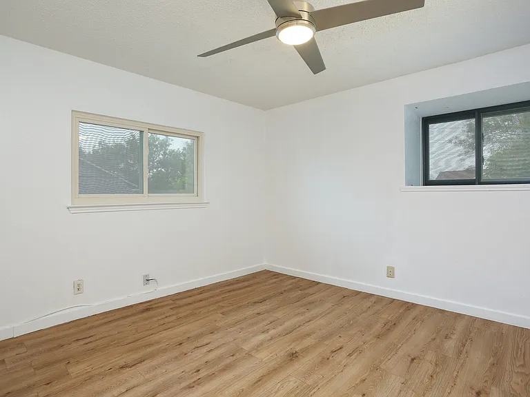 7068 Beech Trail Dr — Photo 16