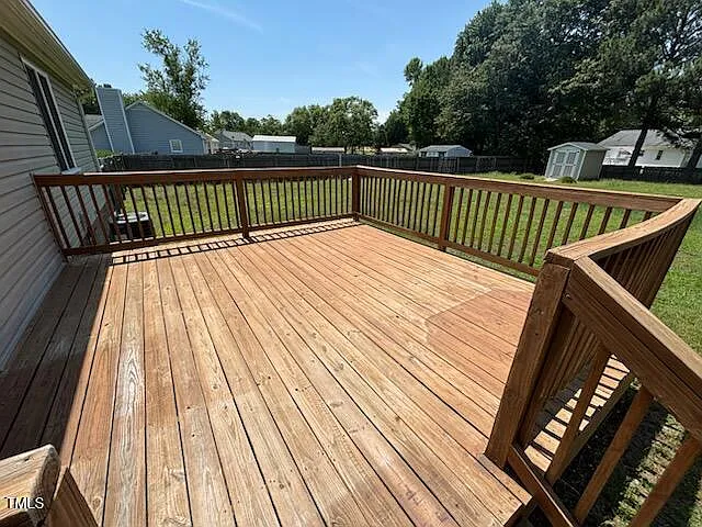 2325 Stephanie Ln — Photo 4