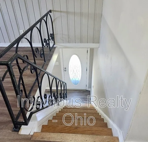 3925 Irwin Ave — Photo 13