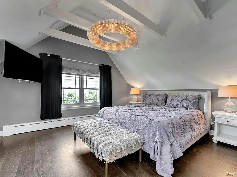 4 Lorraine Dr — Photo 19