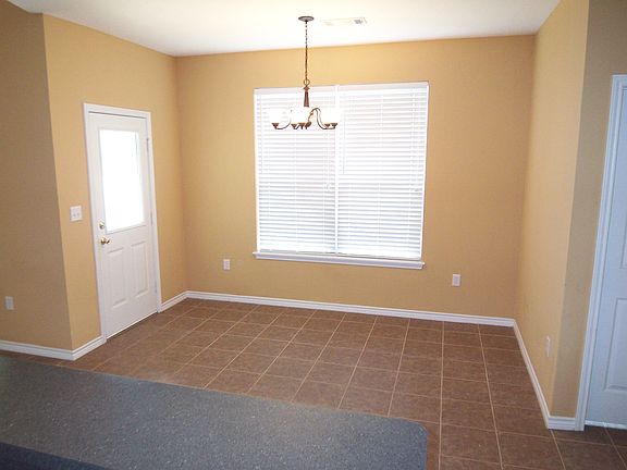 4th image of 2107 Miana Ct