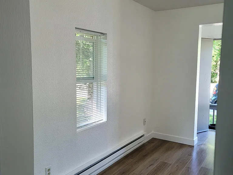 1048 N 23rd St #3 — Photo 5