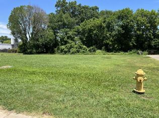 203 E 16th St, Russellville, AR 72801