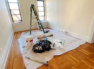 31-32 32nd St #3BB, Astoria, NY 11106