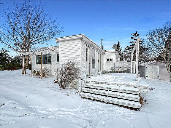 4th image of 204 Vineland Road