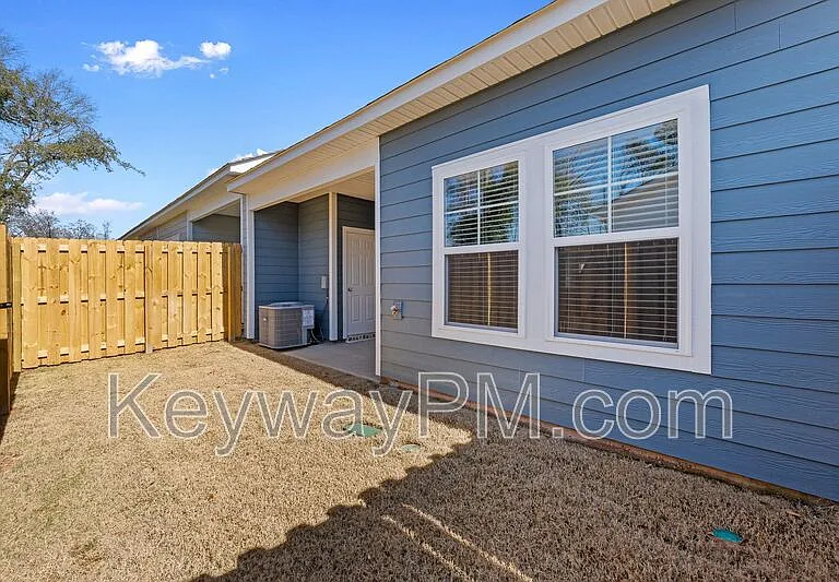 2103 Denmark Ave SE — Photo 27