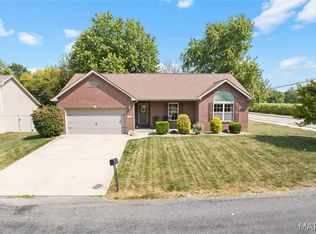 2106 Williams St, Maryville, IL