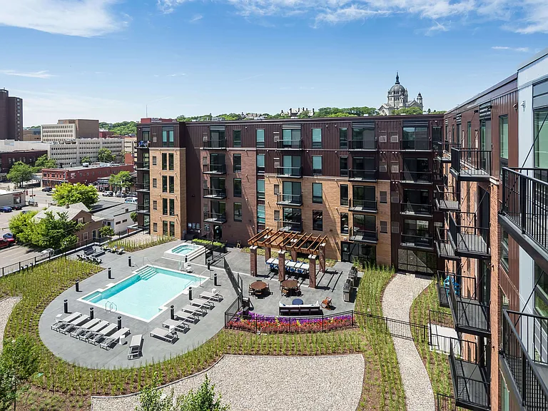 Oxbo Urban Rentals — Photo 25