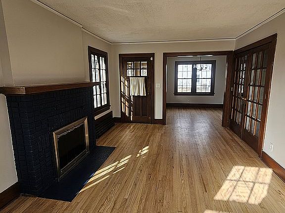 3rd image of 373 N 47th St