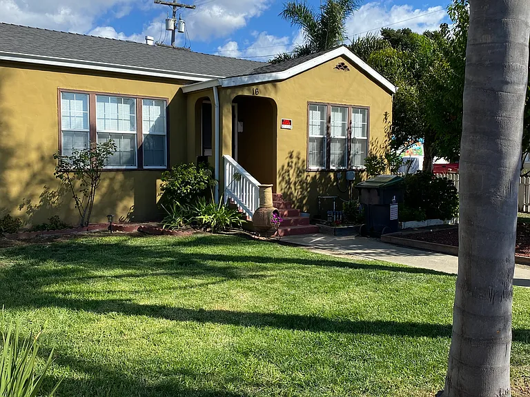 16 Eaton Ave — Photo 1