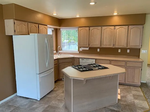 7136 W 4th Ave — Photo 3