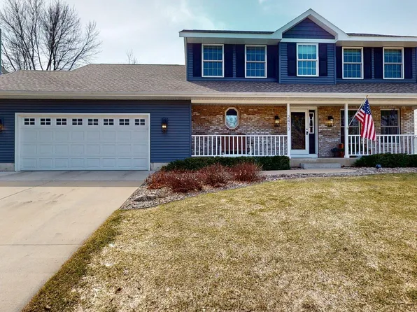 2413 Wilshire Ln NE, Rochester, MN 55906